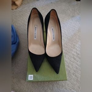 Auth Manolo Blahnik Classic Black Heels